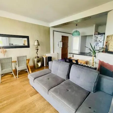 F2 Lumineux-tres Belle Vue Apartment